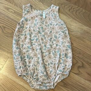 Rylee and cru floral bubble